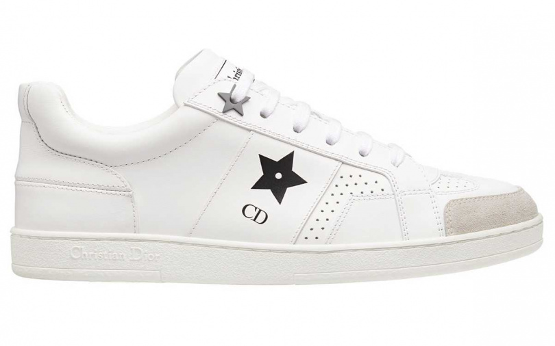 Dior Star白色小牛皮黑色CD星星圖案休閒鞋／27,000元（圖／品牌提供）