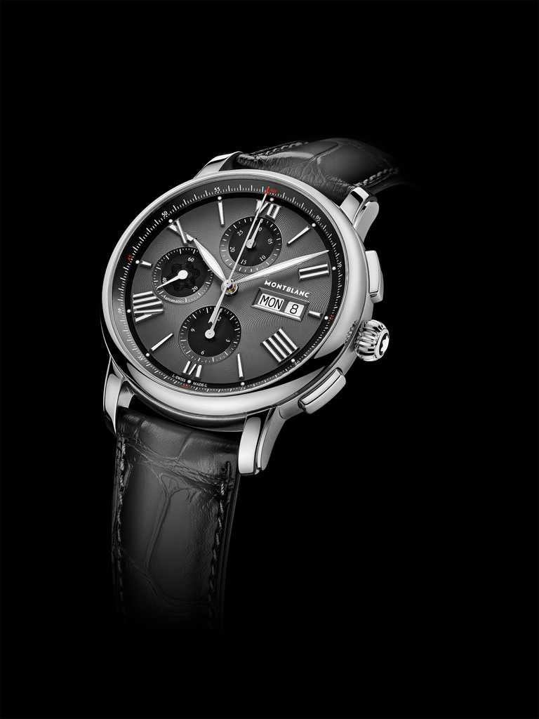 MONT BLANC「Star Legacy明星傳承」系列，星期日期顯示計時腕錶，棕色鱷魚皮錶帶╱150,500元。（圖╱MONT BLANC提供）