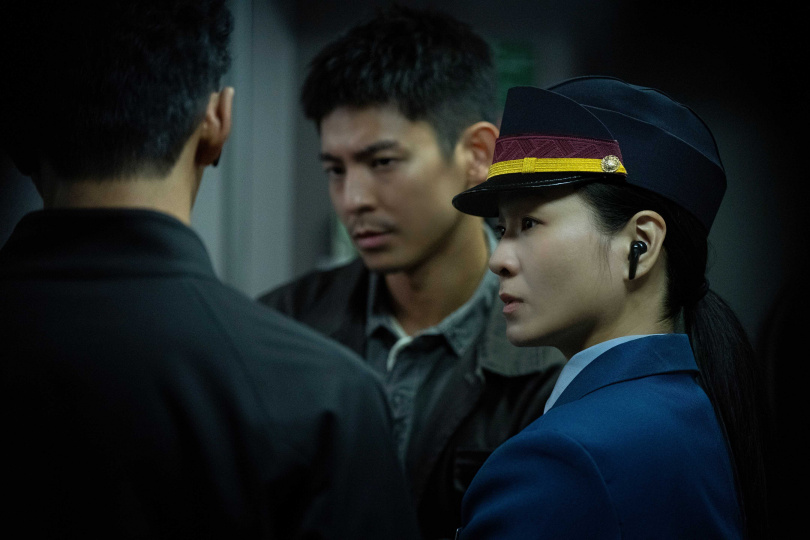 陳雪甄在《96分鐘》中飾演列車長，同時也擔任表演指導訓練車廂內演員。（圖／華影國際）