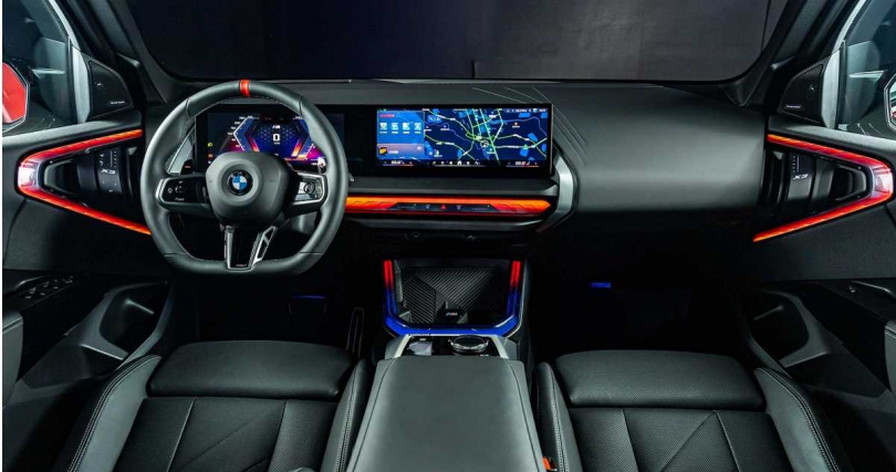  X3具有12.3吋數位儀錶搭配14.9吋中控觸控螢幕，結合全新BMW Operating System 9。（圖／總代理汎德提供）