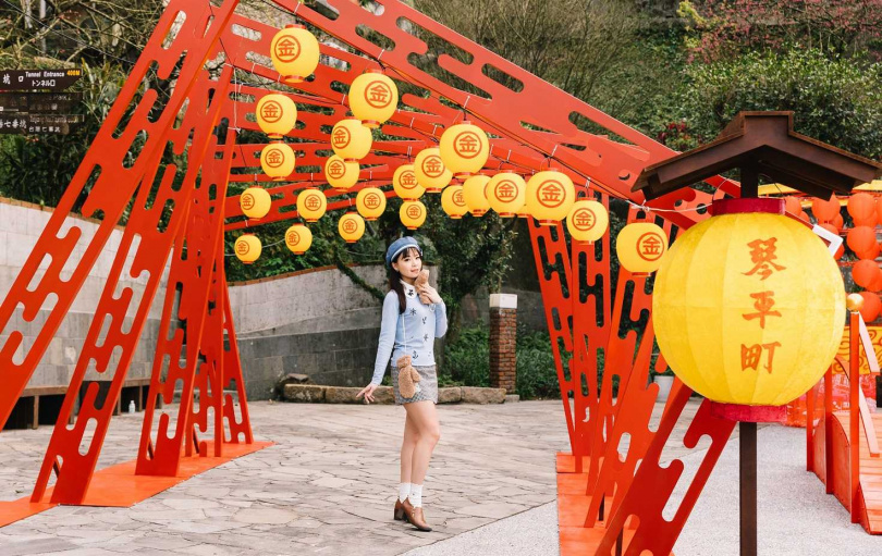 位於五番坑公園的打卡裝置包含日本香川縣琴平町的金燈籠，象徵台日友好情誼。