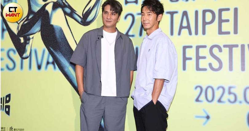 馬志翔(左)飾演學校主任,李李仁(右)飾演牧森的爸爸。(圖/焦正德攝)