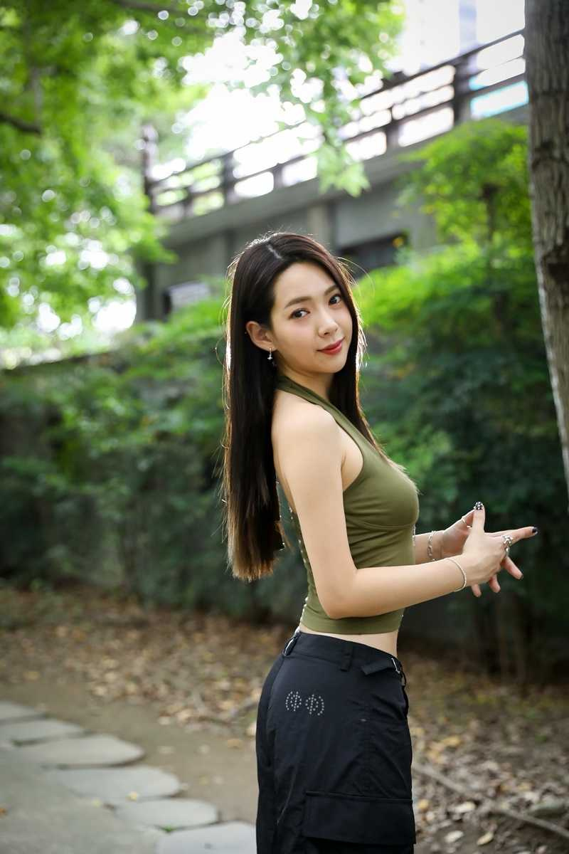 曾薀帆自認是工作狂，想要努力追夢。（圖／侯世駿攝）