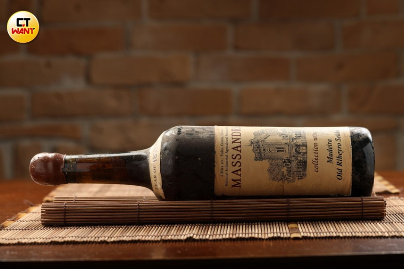 酒窖珍藏瑪桑德拉沙皇葡萄酒,鎮店之寶來自1837年。