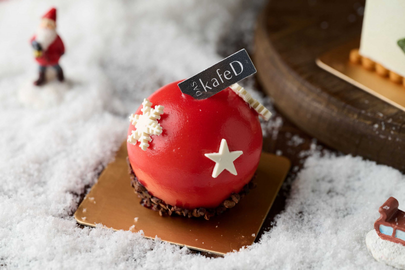 紅白配色的「聖誕球」外觀靈感來自聖誕樹上的必備裝飾。