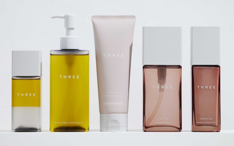 THREE的平衡保養系列，從卸妝、清潔、補水到鎖水的品項通通備齊了。（圖／品牌提供）