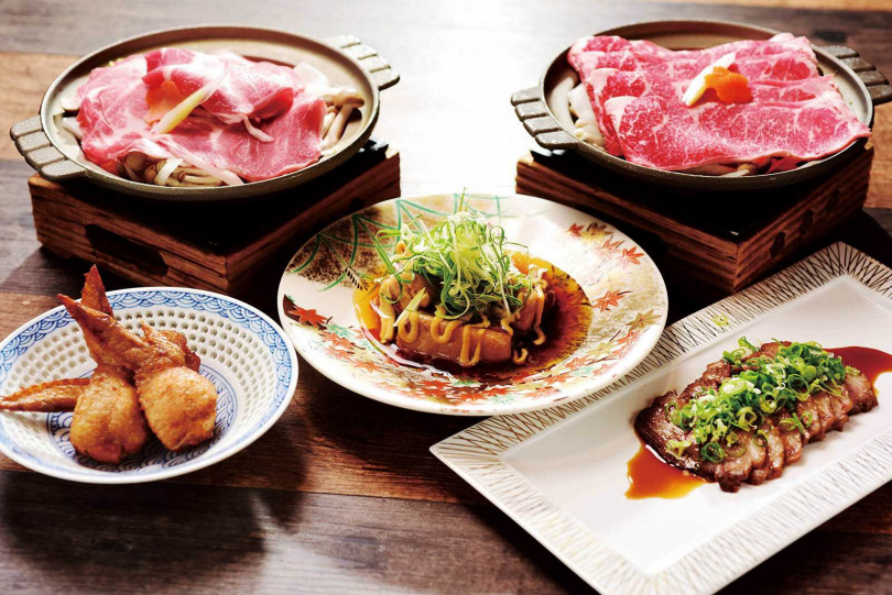 4款超值主菜（由右至左）「牛肉陶板燒」、「合鴨醬燒」、「和風豚角煮」、「風味明太子雞翅」，以及可用加價購（180元＋10％），加點「日本A5和牛石燒」。（限點一次）