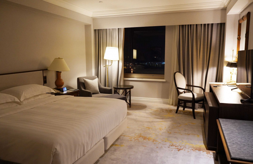 漢來大飯店客房裝潢採典雅的新古典主義風格。