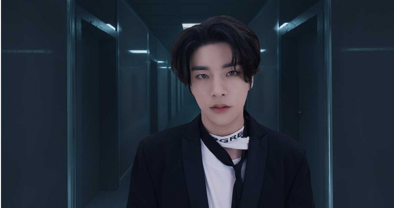 ENHYPEN挑戰互動式VR演唱會,成員JAKE分享視覺像是真正感覺偶像在眼前。(圖/威秀影城提供)