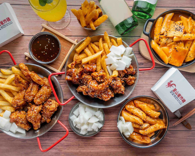台中與高雄地區的消費者偏好韓式炸雞，「釜山崔炸雞」、「咚雞咚雞韓式炸雞」榜上有名。