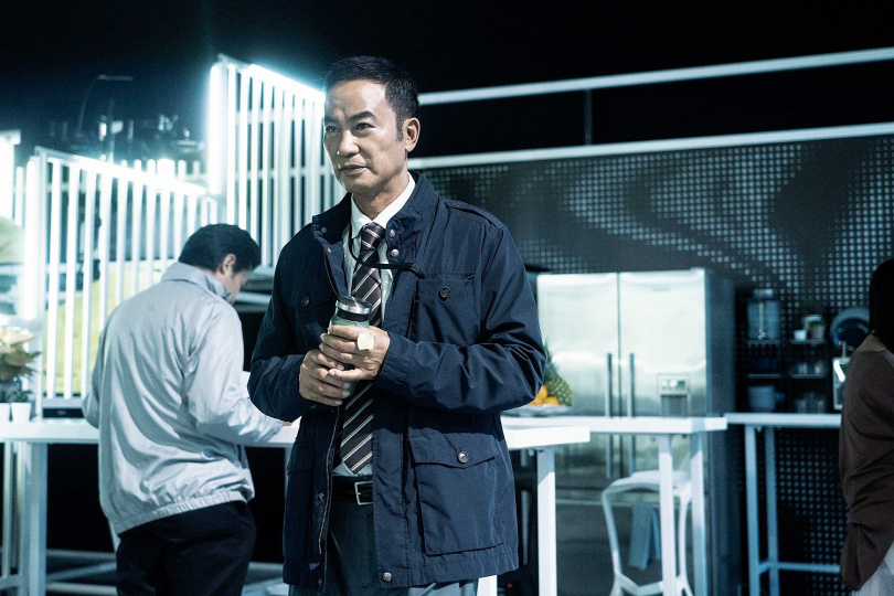 任達華在《斷網》飾演警方負責調查網路犯罪。（圖／華映提供）