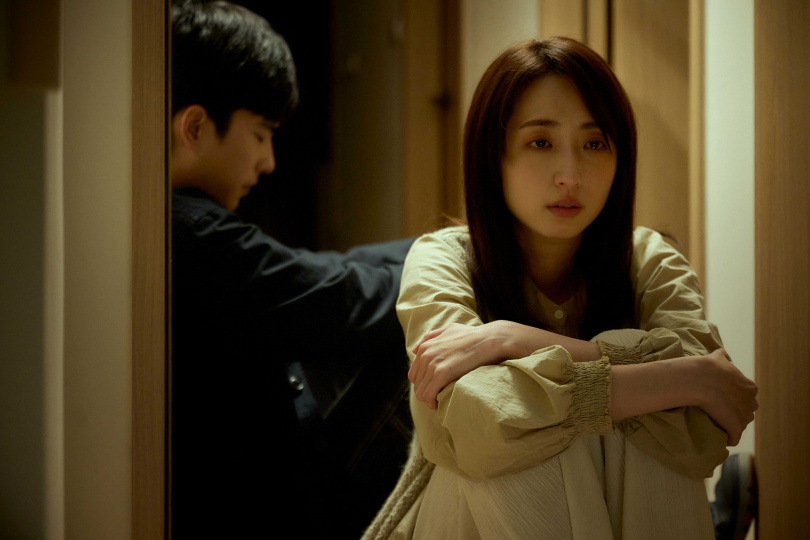 柯佳嬿挑戰多重人格。(圖/Netflix提供)