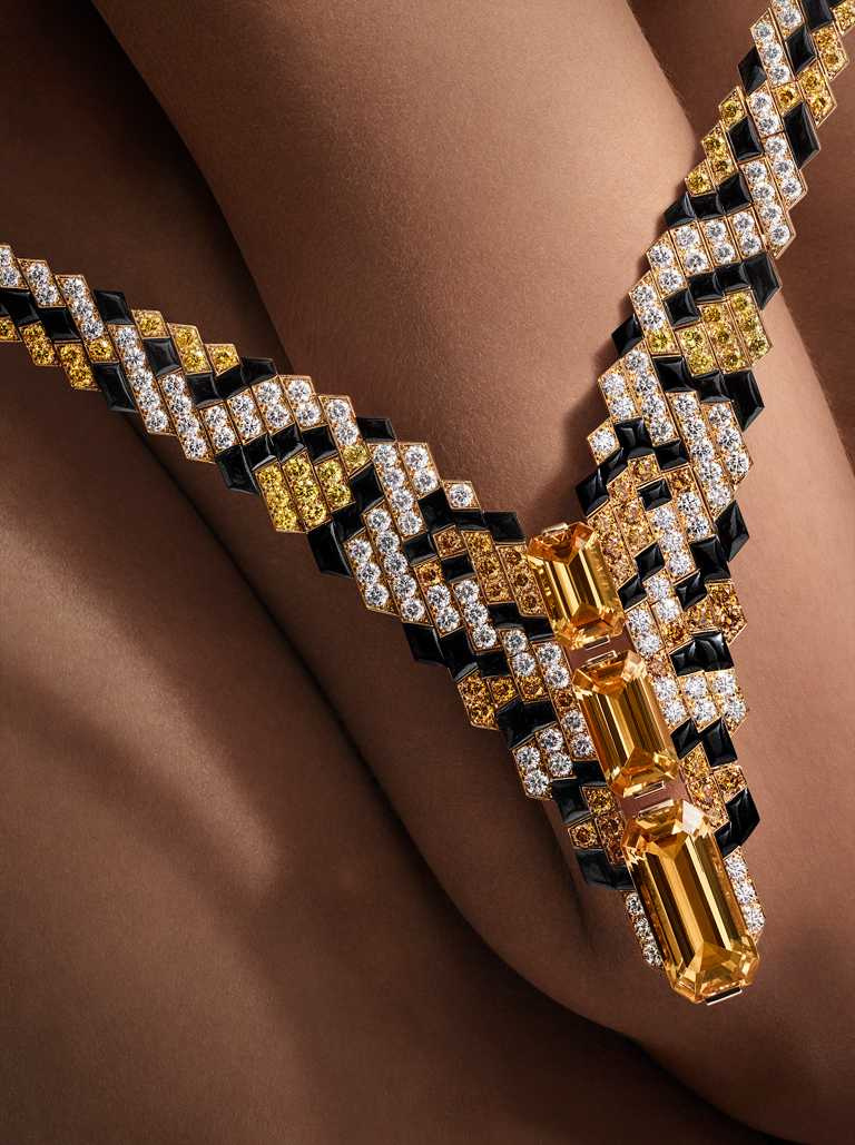 Cartier「Sixième Sens」系列頂級珠寶，PIXELAGE項鍊。（圖╱Cartier提供）