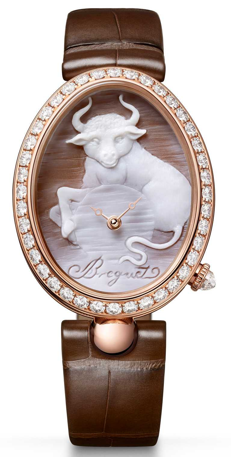 BREGUET「Reine de Naples 8955 Cammea」牛年生肖限量腕錶，40mm，18K玫瑰金錶殼，537/3型自動上鏈機芯，鑽石69顆，限量8只╱2,365,000元（圖╱BREGUET提供）