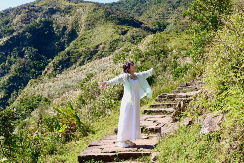 登高草嶺輕鬆健行。(圖片提供／福容飯店)
