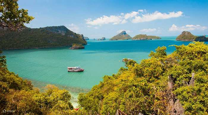 和另一半到泰國則首選蘇美島等海島度假勝地拍網美照，可創造許多熱情難忘的回憶。