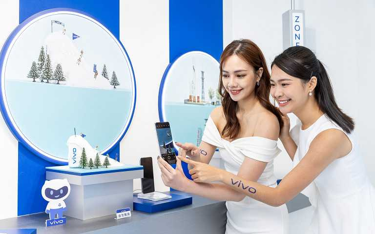 vivo X200系列影像光學實驗室「微觀奇境」體驗區(圖/VIVO提供)。