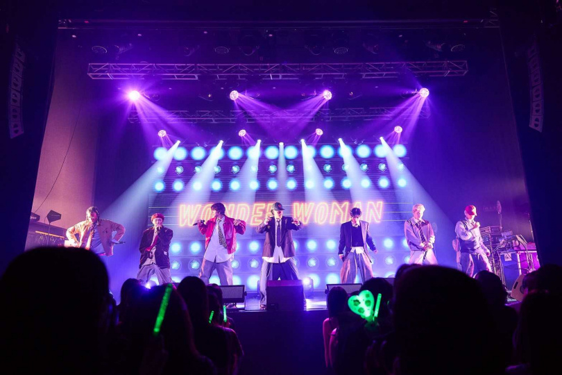 PSYCHIC FEVER用中文向粉絲承諾明年再見。(圖/LDH 愛夢悅提供)