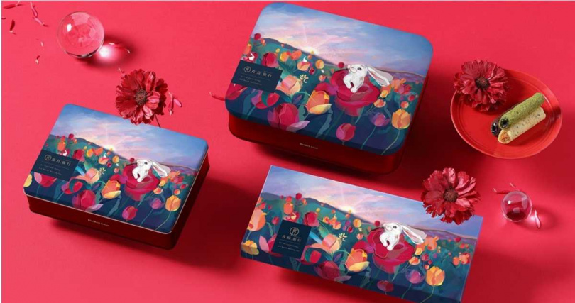 灌餡蛋捲品牌青鳥旅行推出3款以曙光與兔年為主題的「曙光序曲」限量春節禮盒。（450元～980元，圖／青鳥旅行提供）