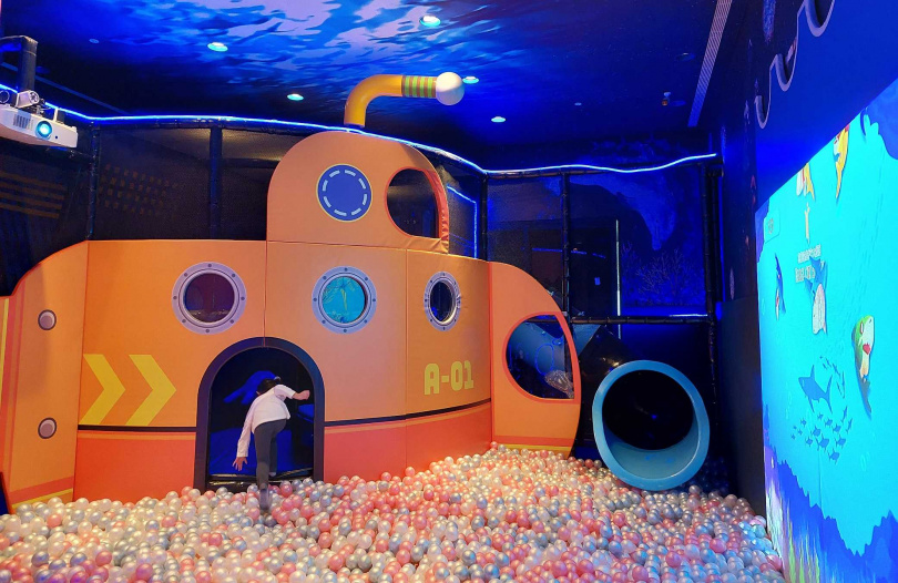 瑞奇活力館的「海怪試煉所」結合球池與遊戲設施，適合5～12歲小朋友。