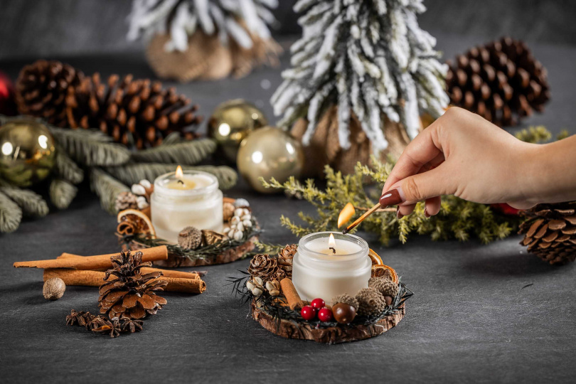 各式手作課程讓過節更有儀式感，「聖誕香氛蠟燭」使用沐蘭SPA專屬的木蘭精油調製，味道舒心怡人。(圖／太魯閣晶英酒店提供）