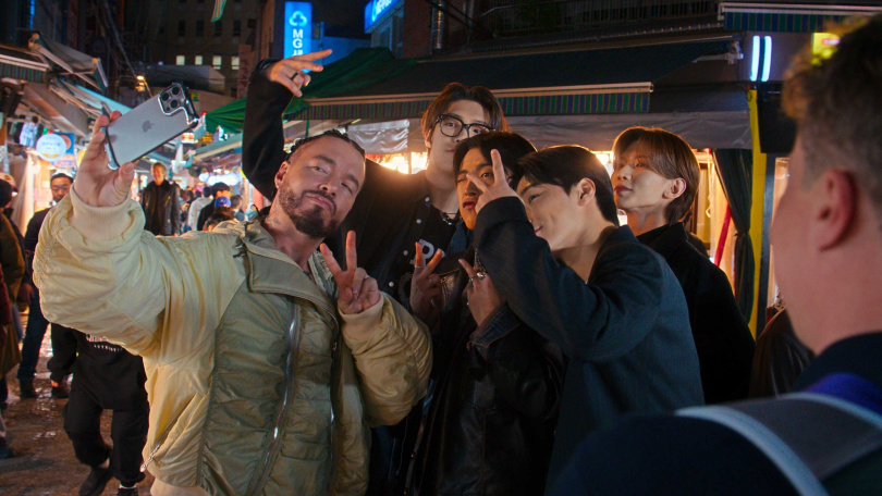 ATEEZ跟 J Balvin本來就熟識,這次在《Kpop跨界戰》合作擦出不同火花。(圖/Apple TV+提供)