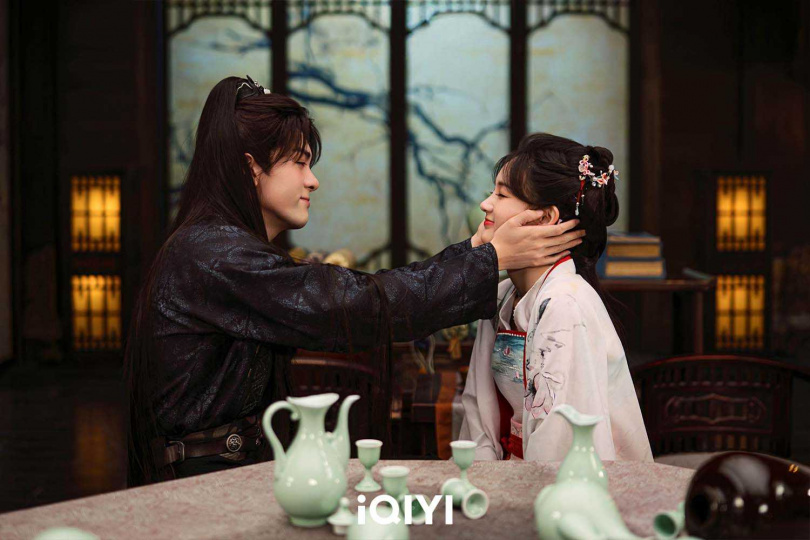 李一桐、曾舜晞主演的《雲秀行》則來到劇情後半段高潮。(圖/愛奇藝國際版提供)