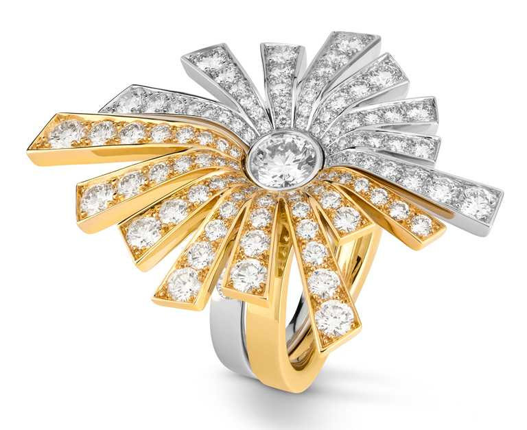 CHANEL「The Icons of 1932」系列高級珠寶，Soleil 18K白金及黃金鑽石戒指╱1,170,000元。（圖╱CHANEL提供）