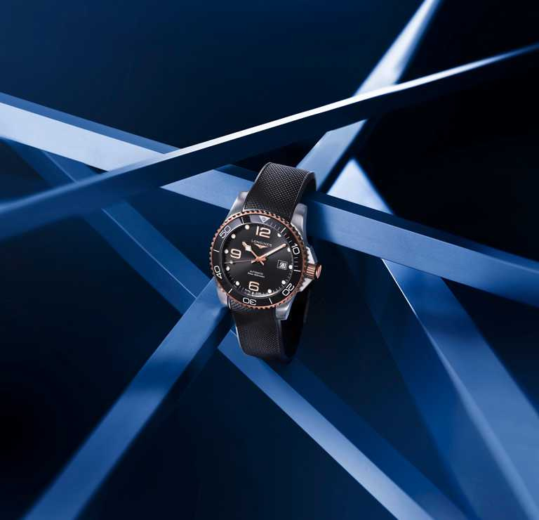 LONGINES「HydroConquest深海征服者」系列腕錶，黑色面盤款，41mm，不鏽鋼與玫瑰色PVD錶殼╱58,800元。（圖╱LONGINES提供）