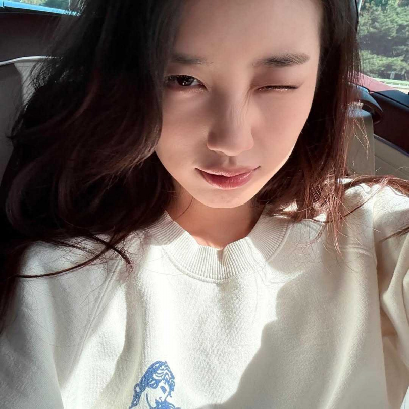 (圖/取自 skuukzky IG)