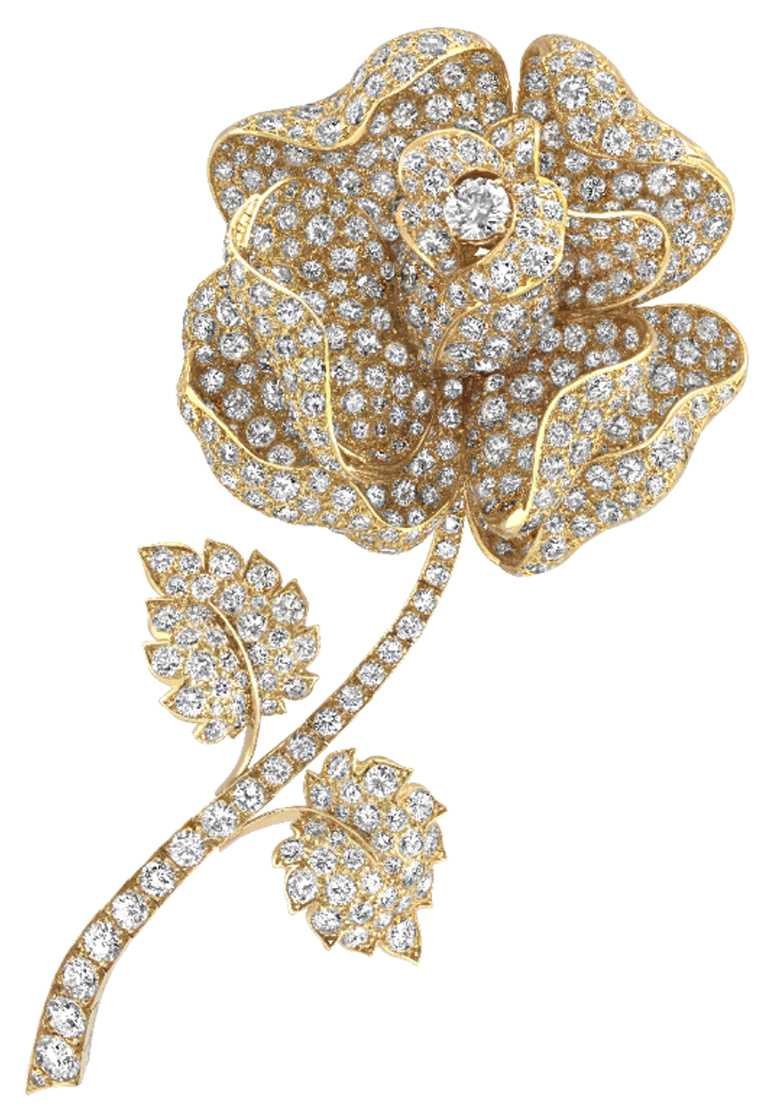 Van Cleef & Arpels「Heritage典藏」系列，Rose胸針，1968年╱23,200,000元。（圖╱Van Cleef & Arpels提供）