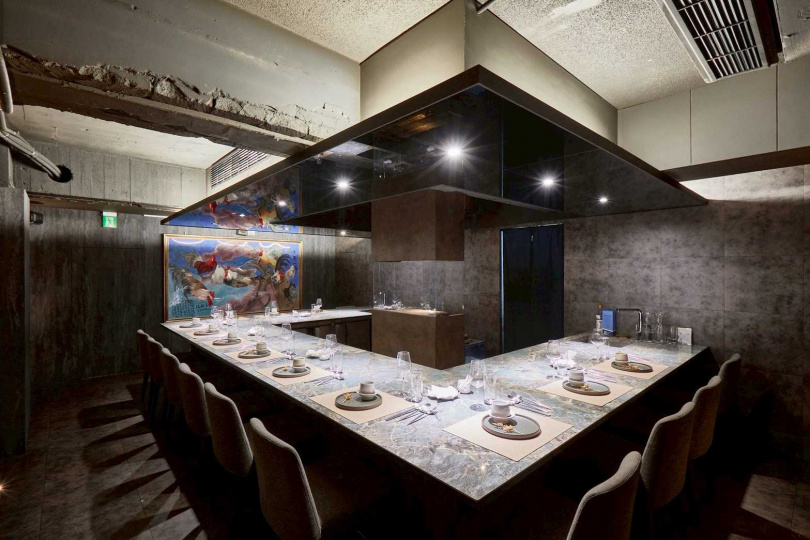 參拾尋味包廂空間，另有開放式用餐區。（圖／品牌提供）