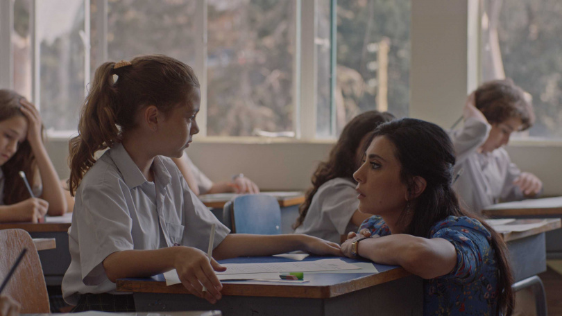《黎巴嫩的天空》娜迪拉巴琪在電影裡飾演不讓孩童恐懼於戰爭的老師一角。