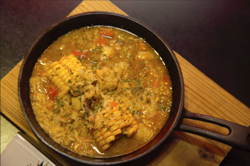 說到秘魯料理就一定要提到雞肉，這道Aguadito de pollo，也被稱為“ Aguadito”，是秘魯美食中的一種傳統雞湯。