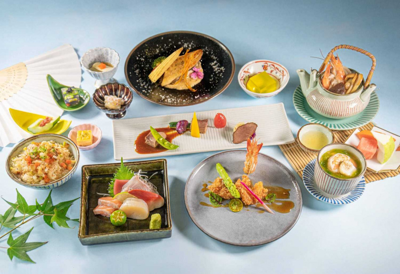 「經典日式假期」一泊二食品嚐依當季在地食材結合懷石料理精髓推出的心舞會席，道道精彩又美味。
