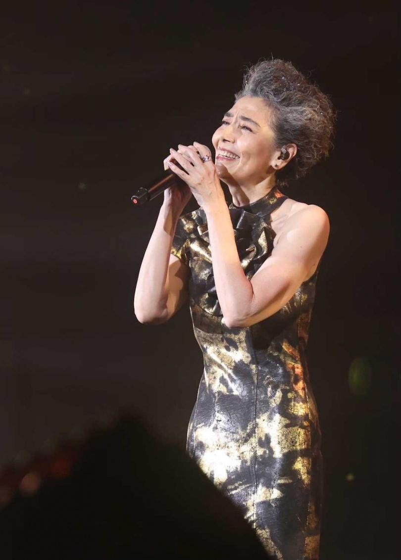 今年賴佩霞登上小巨蛋參加民歌50演唱會。（圖／經紀人提供）