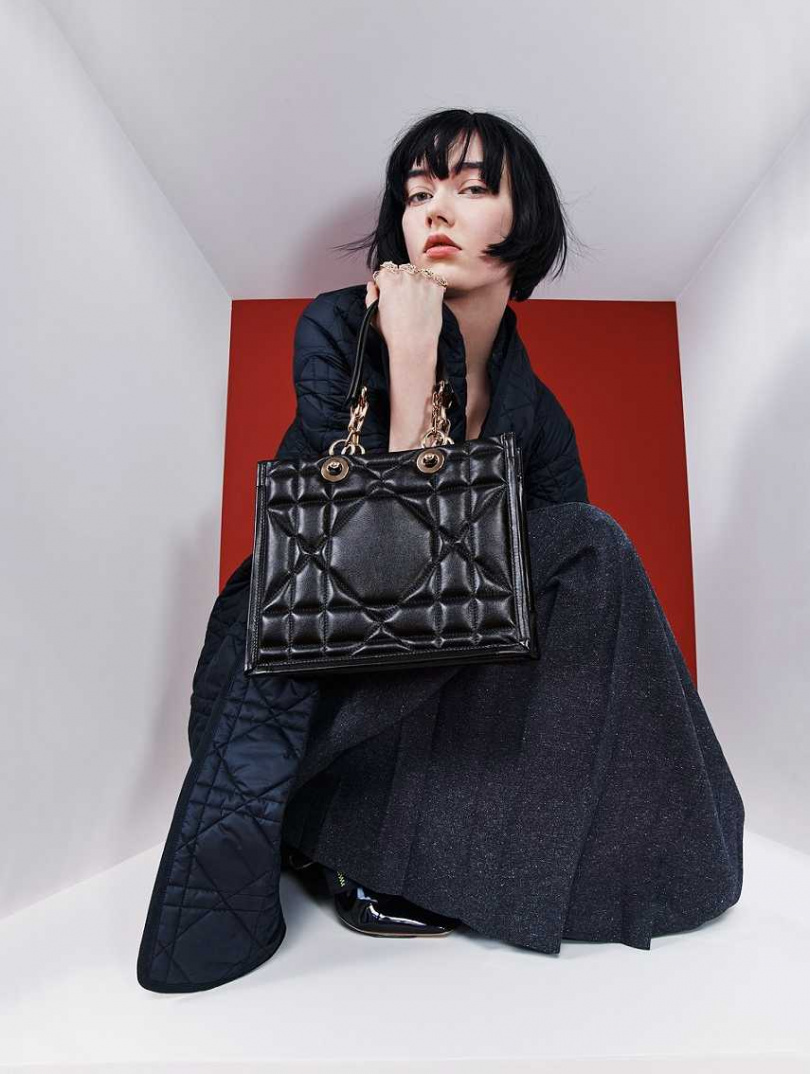 時尚迷的你一定要認識的話題新包-「Dior Essential」。（圖／品牌提供）