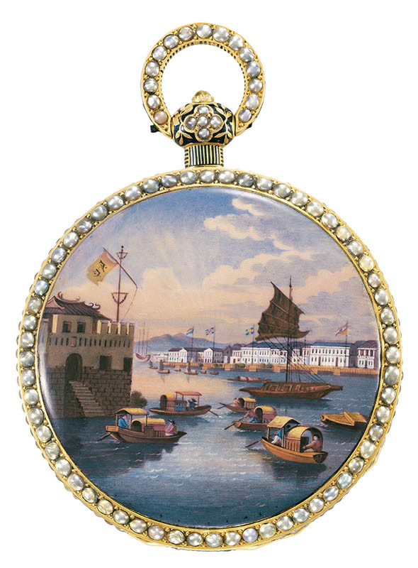 大約製作於1830年百達翡麗懷錶，錶殼上繪有廣東港口景色。（圖／百達翡麗提供）