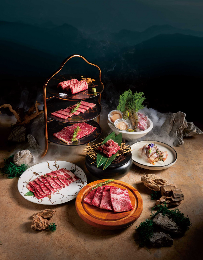 「極致饗宴 頂級和牛」提供最高等級日本A5和牛，油花均勻的和牛翼板、豐富肉汁的和牛梅花，每口都能品嚐到日本A5和牛的最佳口感。