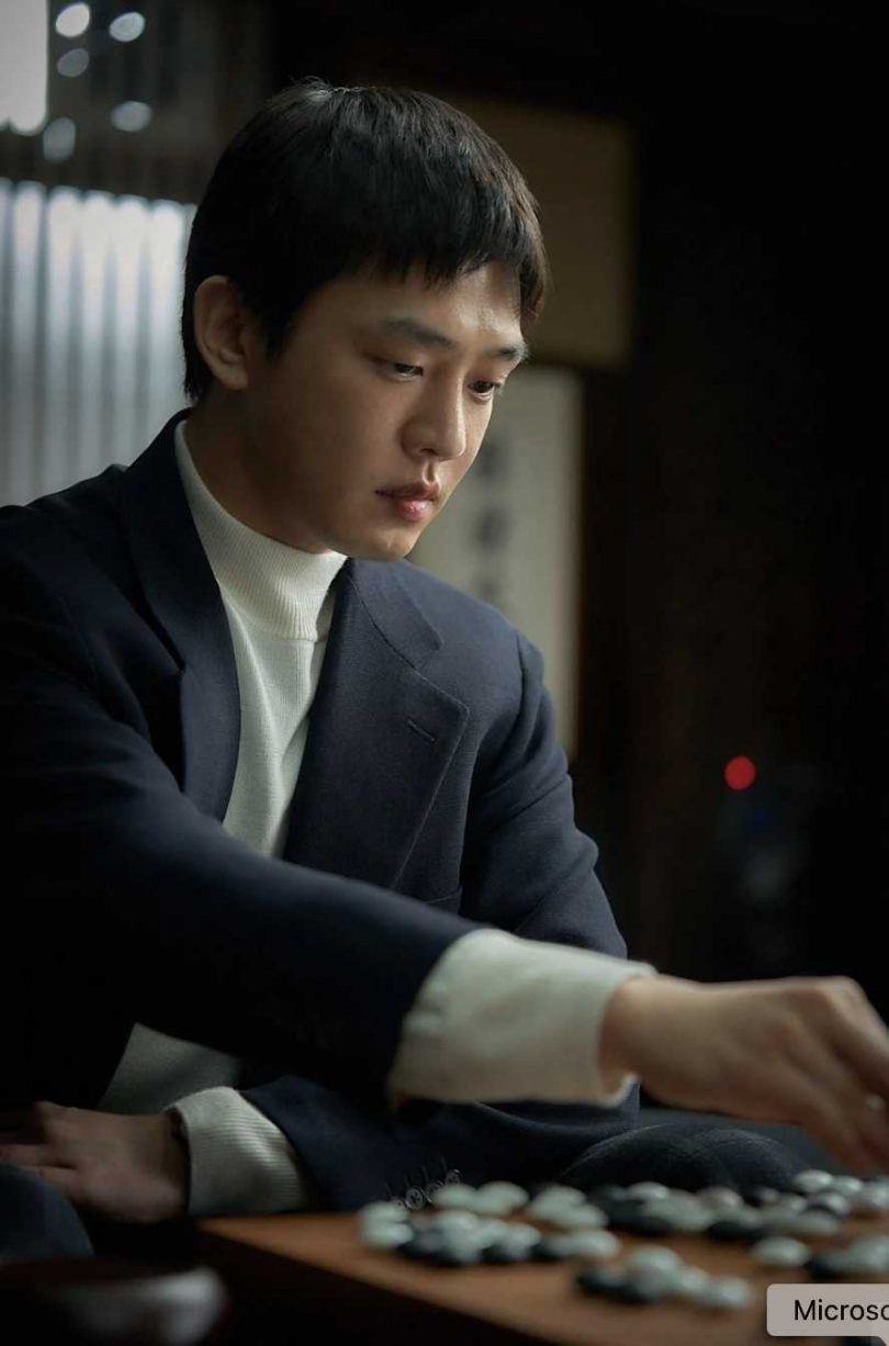 劉亞仁在《終極對弈》飾演圍棋界天才少年李昌鎬，也是他爆出負面新聞後少數有上映的新作品。（圖／翻攝自韓網）