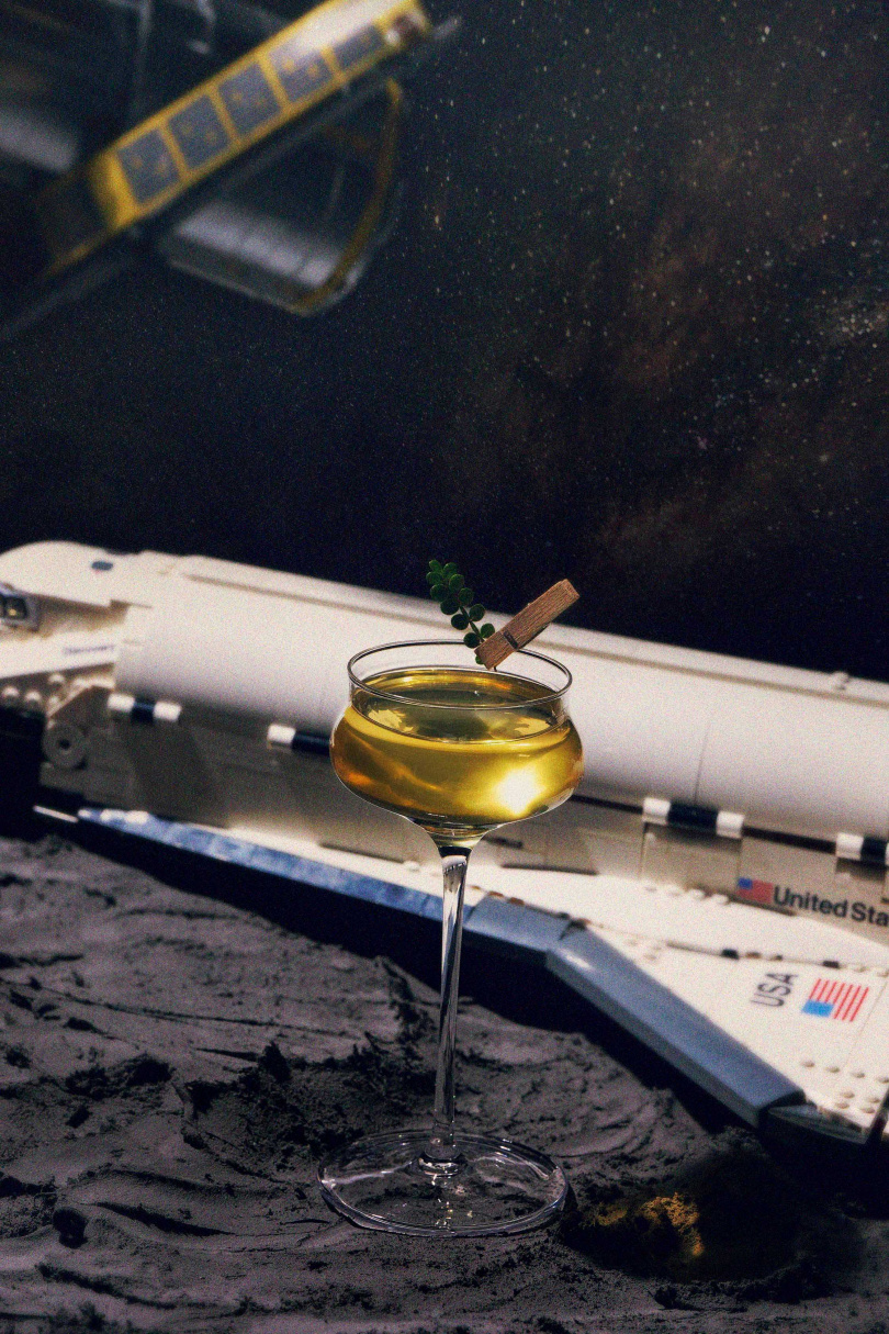 伊果星環：身為太空迷，張哲瑋將電影《星際異攻隊》中的活體星球角色「伊果」，也融入調酒中。  