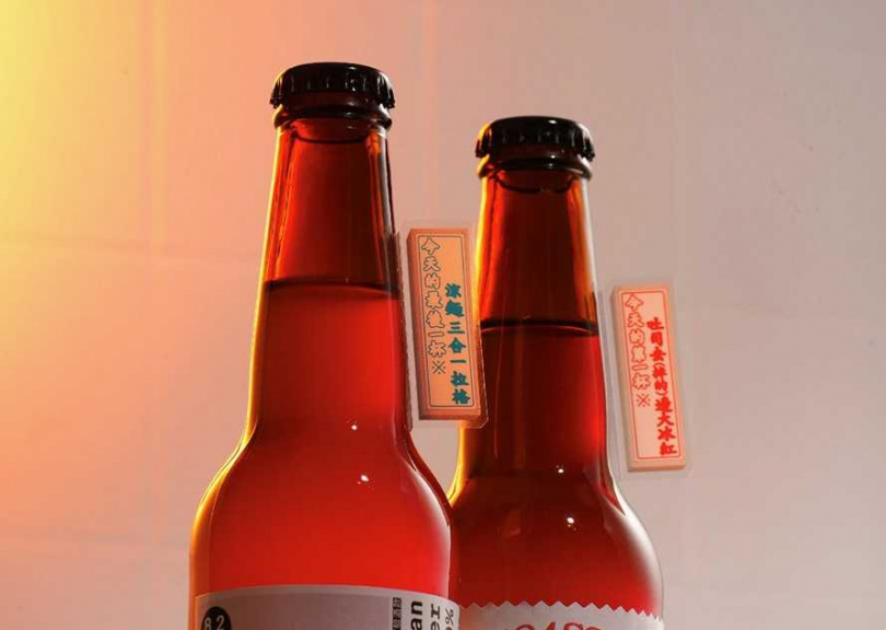 酉鬼啤酒設計了燈箱招牌立體頸標。（圖／酉鬼啤酒提供）
