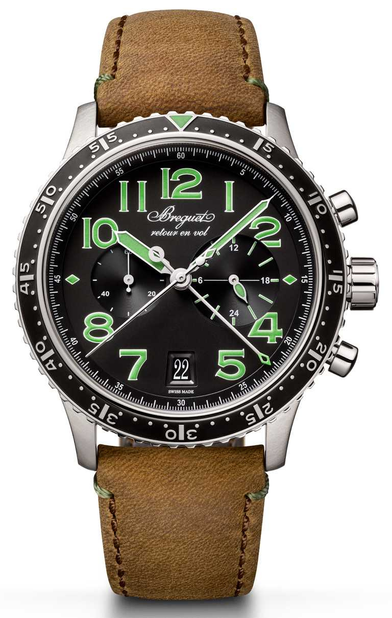 BREGUET「Type XXI 381」計時腕錶（綠色時標版），42mm，鈦金屬錶殼，584Q/A型具飛返功能自動上鏈機芯，限量250只╱479,000元。（圖╱BREGUET提供）