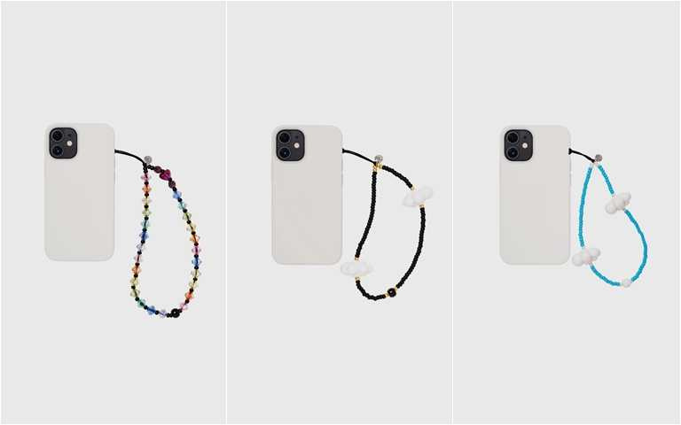 活潑俏皮的新興品牌 STRING TING搭上Y2K風潮，是今年必須認識的品牌之一，希望透過實用的設計點亮生活、增添色彩，因此打造繽紛串珠手機鍊。