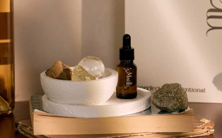 Maélli 豐盛女神的祝福・財富顯化水晶香氛禮盒組／3,580元（圖／品牌提供）