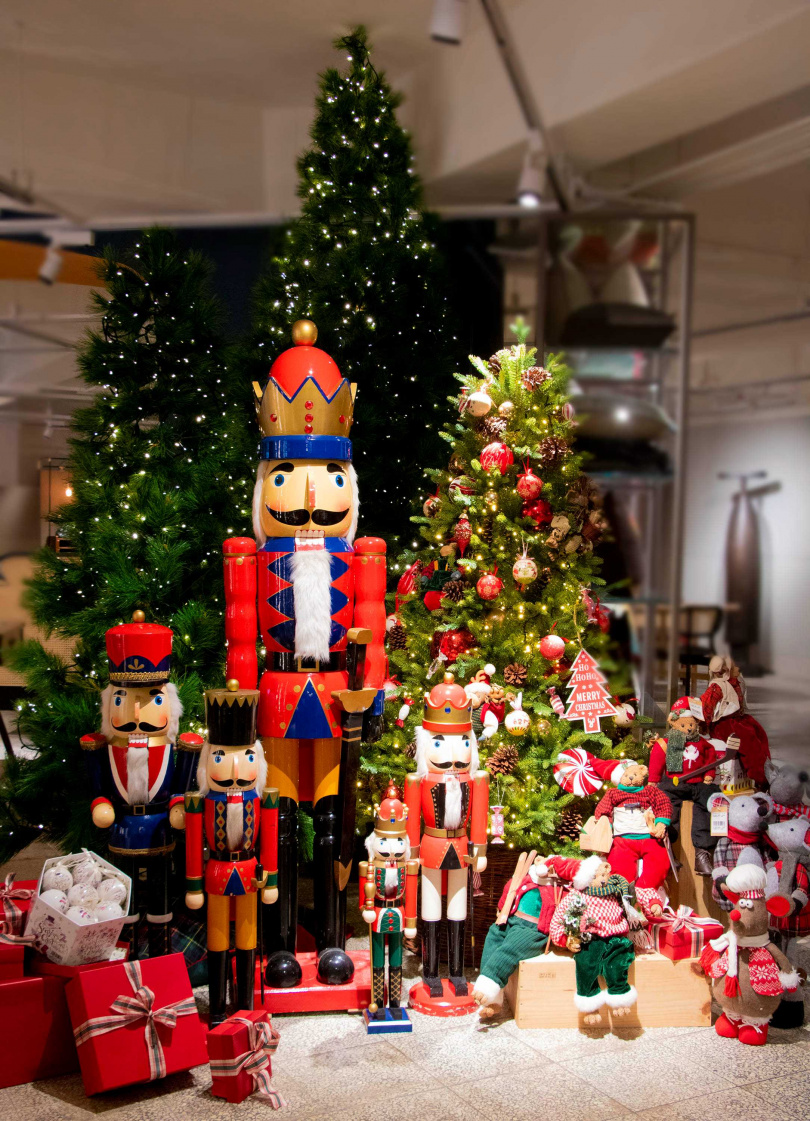 獨家 聖誕樹整組美學訂製 六呎／八呎／十呎 定價2,080~3,380元