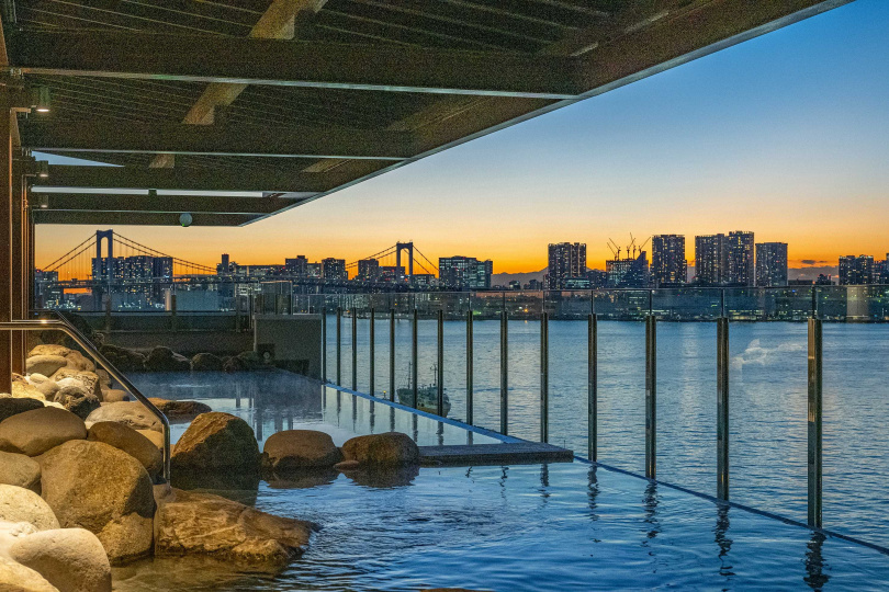  東京豐洲萬葉俱樂部使用被譽為日本第一溫泉的箱根溫泉和湯河原溫泉！