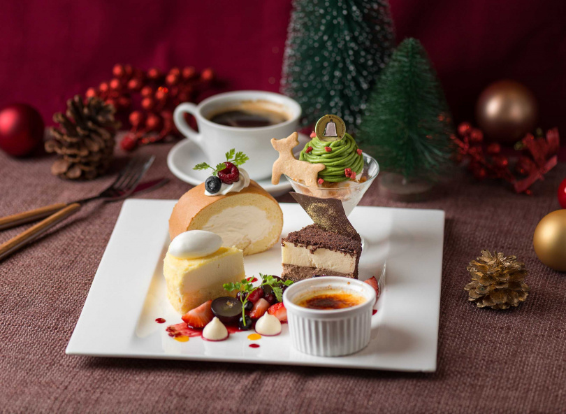 「聖誕節乳酪蛋糕拼盤」組合包括兩款飲品、典原味雙層乳酪蛋糕、巧克力雙層乳酪蛋糕、生乳捲、烤布蕾、聖誕限定聖代（優惠價$699，原價$780）。（圖／小樽洋菓子舖LeTAO 提供）