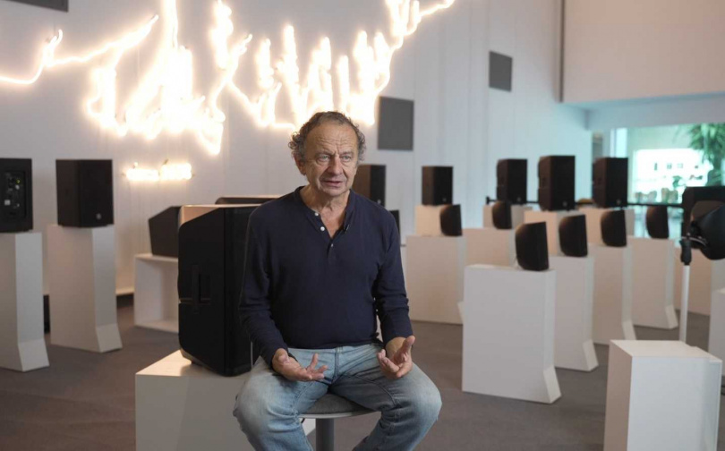 阿蘭．馮榭2015年首次獲邀於法國國家檔案館發表聲響藝術裝置，即以別具一格的展演及美妙音色一鳴驚人。（圖／內惟藝術中心提供）