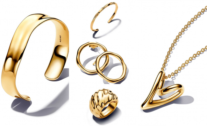 自然流線寬版開圈手環／10,580元，自然流沙旋紋開圈手環／6,680元，自然波紋圓圈耳環／4,080元，自然波紋寬版戒指／4,680元，自然流線心形項鏈／5,880元（圖／品牌提供）